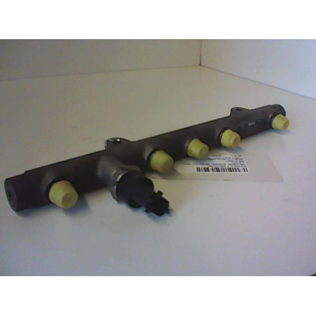 Rampe injection occasion RENAULT MEGANE SCENIC I Phase 2 - 1.9 DCI