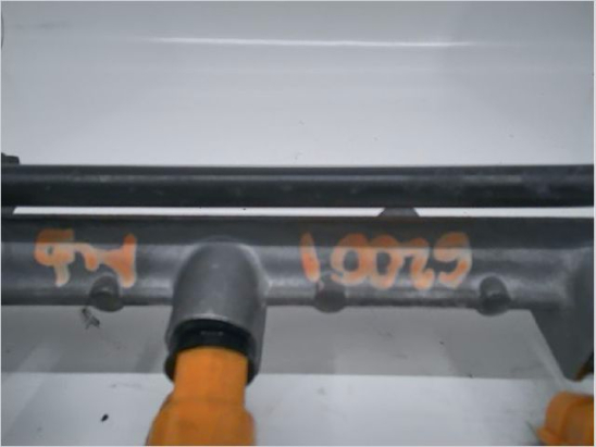 Rampe injection occasion SUZUKI ALTO II Phase 1 - 1.1