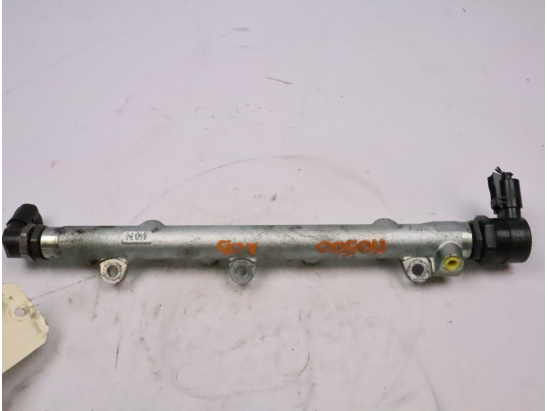 Rampe injection occasion B.M.W. SERIE 3 IV phase 2 TOURING - 320 D