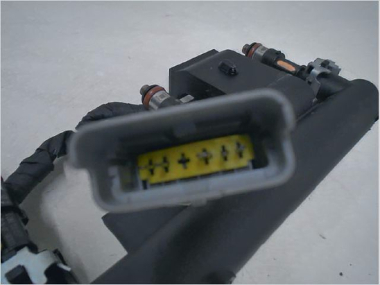 Rampe injection occasion CITROEN C3 I Phase 1 - 1.6 16v