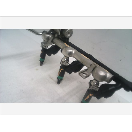 Rampe injection occasion AUDI A4 II Phase 1 - 3.0i 220ch