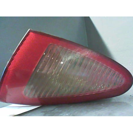Feu arrière intérieur droit occasion ALFA ROMEO 147 Phase 1 - 1.6 T.S 105ch