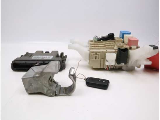 Kit serrures + antivol occasion TOYOTA VERSO Phase 2 - 1.6 D 112ch D-4D