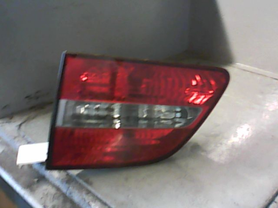 Feu arrière intérieur droit occasion FIAT STILO Phase 1 BREAK - 1.9 DT 140ch