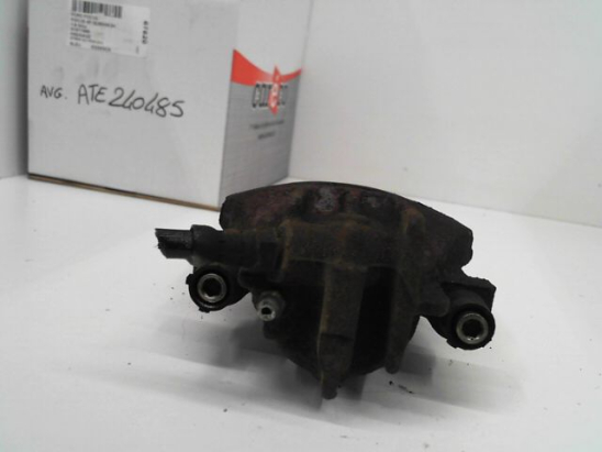 Etrier de frein avant gauche occasion FORD FOCUS I Phase 1 - 1.6i