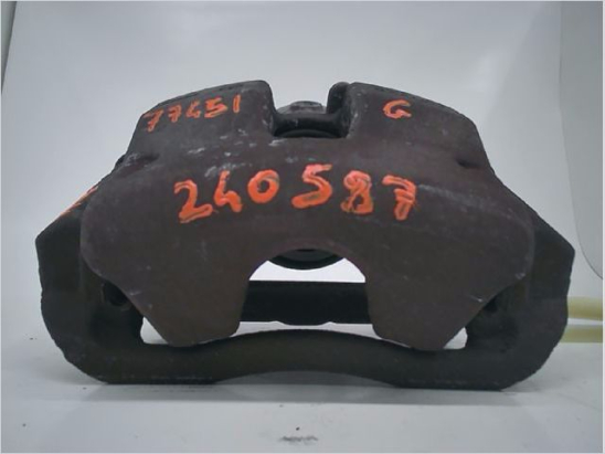 Etrier de frein avant gauche occasion MERCEDES CLASSE C III Phase 1 BREAK - 2.2 CDI 205ch