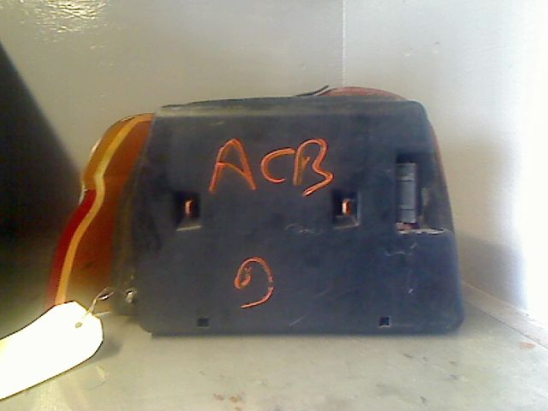 Feu arrière droit occasion FORD ESCORT III Phase 2 - 1.6i