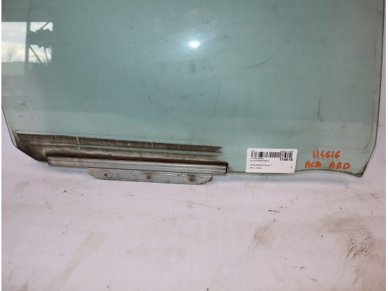 Glace porte ar d occasion TOYOTA RAV4 II Phase 1 - 2.0 VVTi VX 150ch