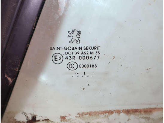 Glace aile ar g occasion PEUGEOT 308 I CC phase 2 - 2.0 HDI 160ch