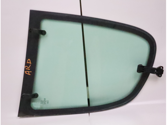 Glace ar custode d occasion PEUGEOT 206 + Phase 1 - 1.4 HDI 70ch