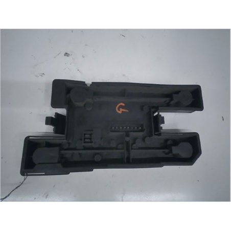 Platine feu arrière gauche occasion RENAULT CLIO I Phase 3 - 1.2