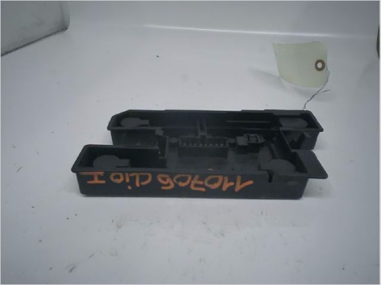 Platine feu arrière gauche occasion RENAULT CLIO I Phase 3 - 1.2