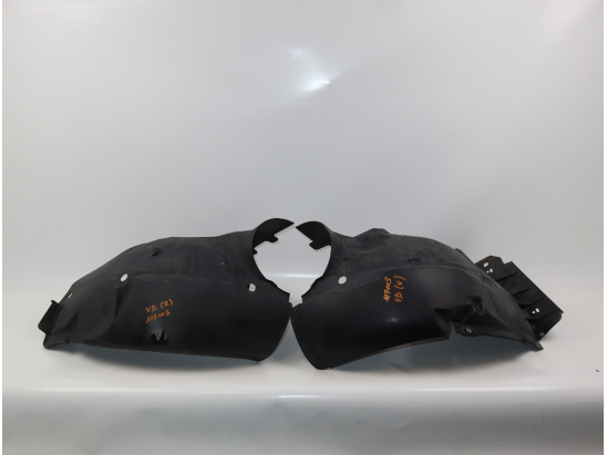 Pare-boue avant gauche occasion RENAULT MEGANE I Phase 2 CAB - 1.6 16v 110ch