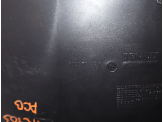 Pare-boue arrière droit occasion RENAULT CLIO III Phase 2 - 1.6i 128ch