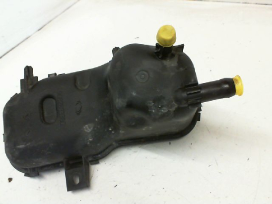 RESERVOIR POMPE DIRECTION