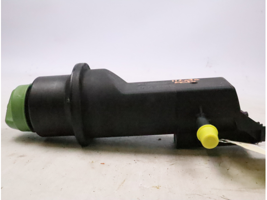 RESERVOIR POMPE DIRECTION