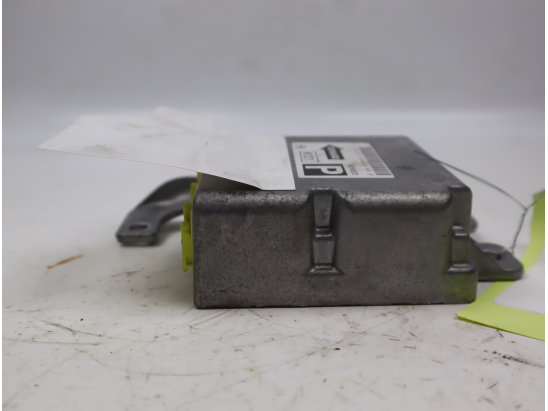 Boitier pyrotechnique occasion MAZDA MX5 III phase 1 - 1.8i 126ch