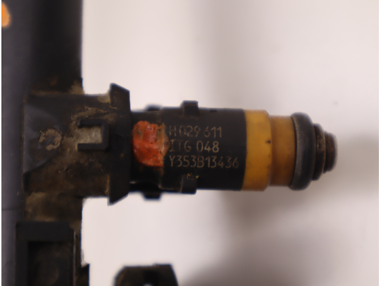 Rampe injection occasion RENAULT MEGANE I Phase 2 - 1.6 16v