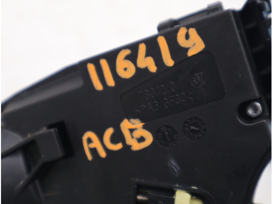 Commande clignotant occasion FORD FIESTA VI Phase 1 - 1.4 TDCI 70ch