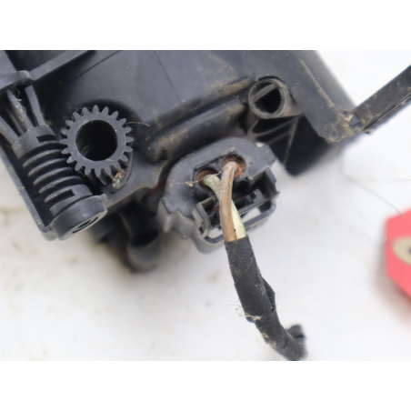 PHARE ANTIBROUILLARD AVG