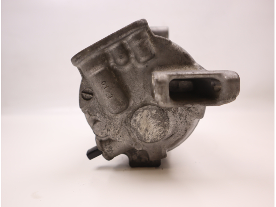 COMPRESSEUR AIR CONDITIONNE