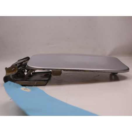 VOLET DE TRAPPE CARBURANT