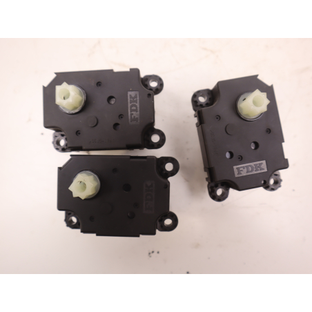 MOTEUR VOLET DE CHAUFFAGE