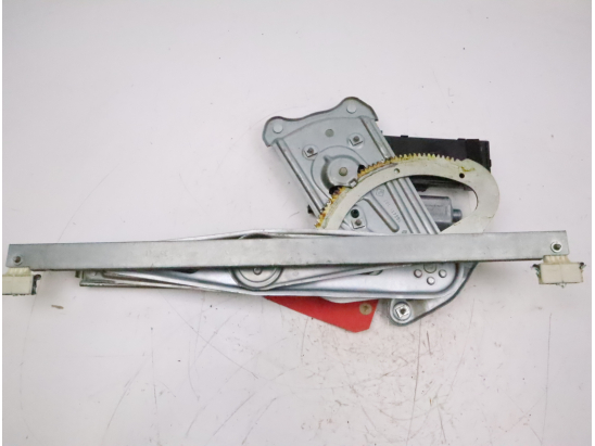 MECANISME+MOTEUR LEVE-GLACE AVG