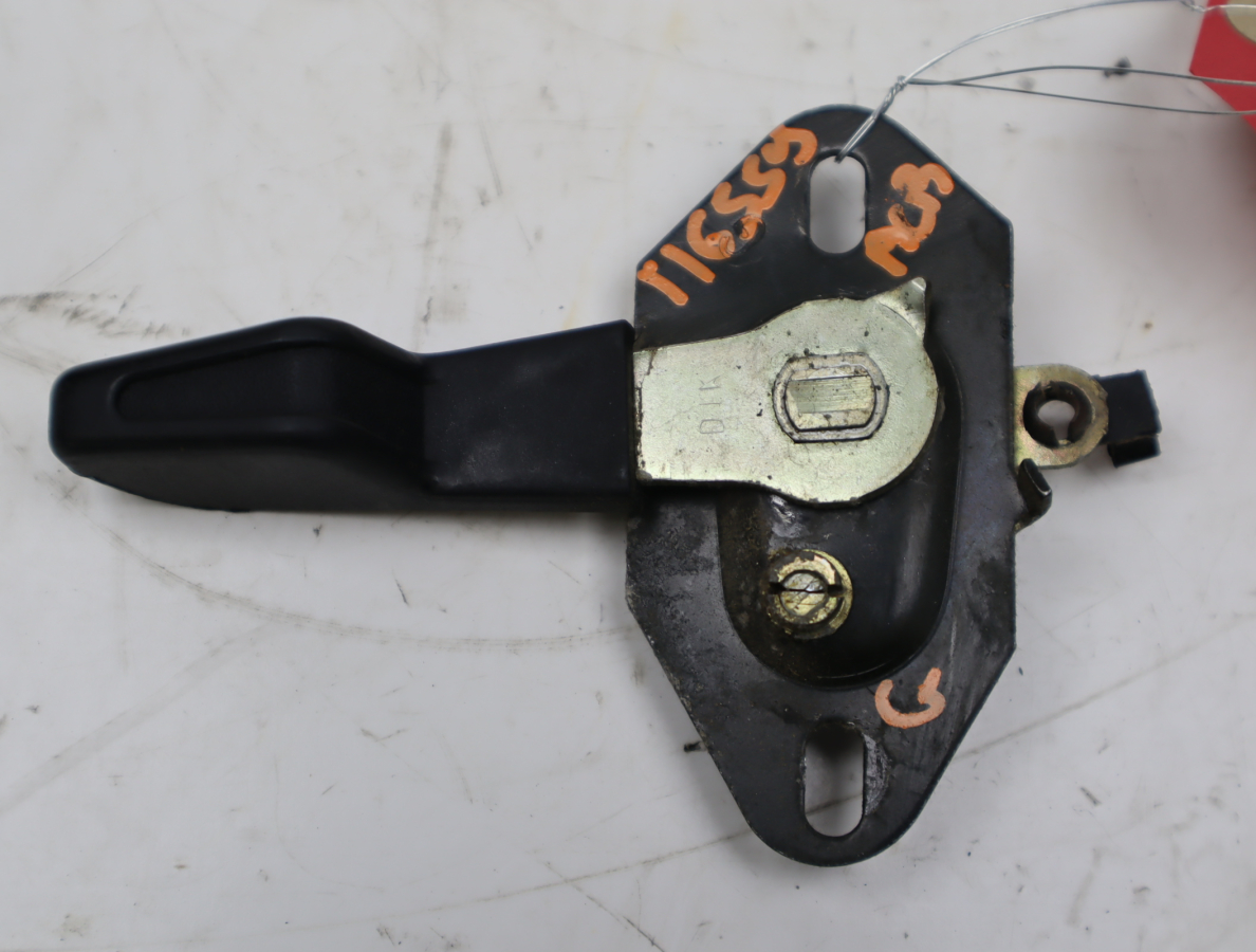 POIGNEE INT PORTE AVG