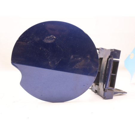 VOLET DE TRAPPE CARBURANT