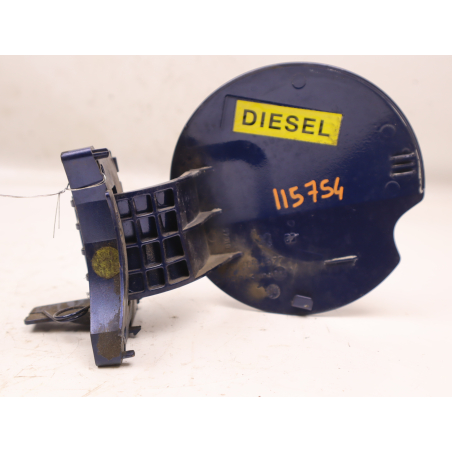 VOLET DE TRAPPE CARBURANT