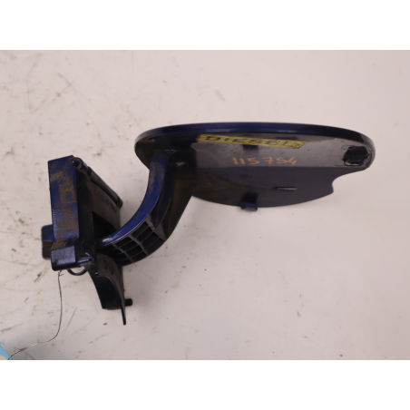 VOLET DE TRAPPE CARBURANT