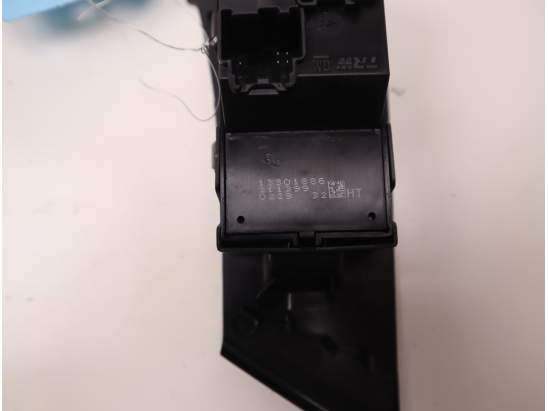 COMMANDE LEVE-GLACE PORTE AVD