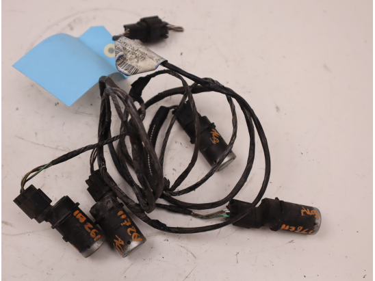 CAPTEUR AIDE STATIONNEMENT AV