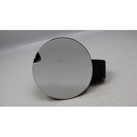 VOLET DE TRAPPE CARBURANT