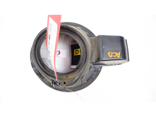 VOLET DE TRAPPE CARBURANT