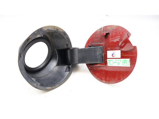 VOLET DE TRAPPE CARBURANT