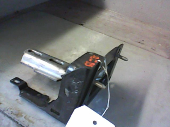 SUPPORT BOITE DE VITESSE