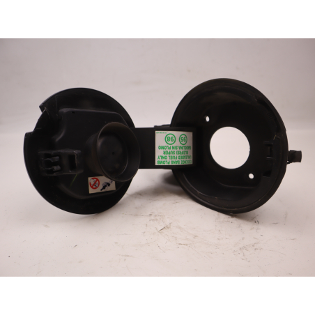 VOLET DE TRAPPE CARBURANT