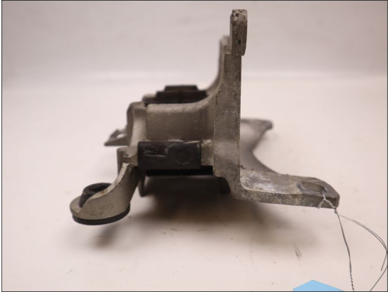 SUPPORT BOITE DE VITESSE