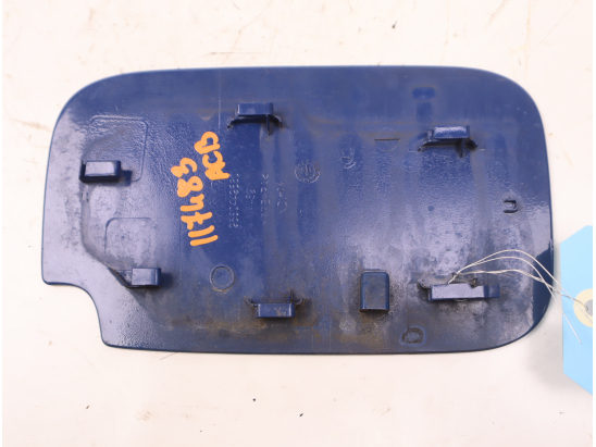 VOLET DE TRAPPE CARBURANT