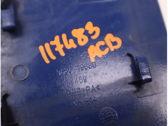 VOLET DE TRAPPE CARBURANT