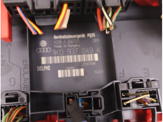 BSI (PLATINE FUSIBLE HABITACLE)