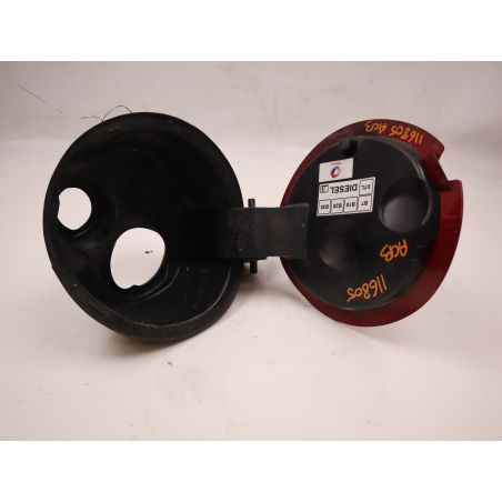 VOLET DE TRAPPE CARBURANT