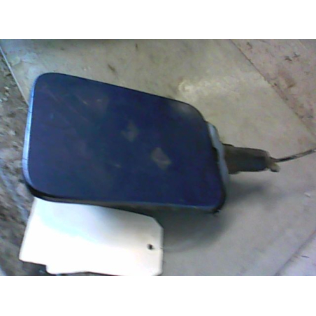 VOLET DE TRAPPE CARBURANT