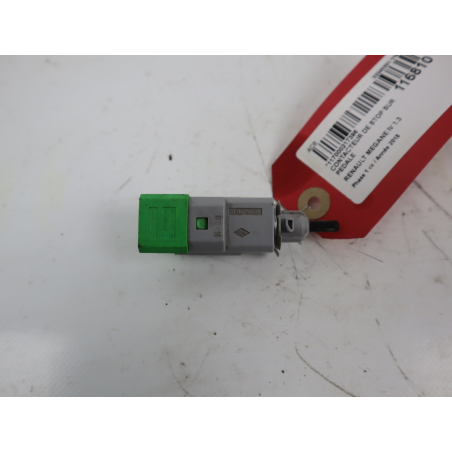 CONTACTEUR DE STOP SUR PEDALE