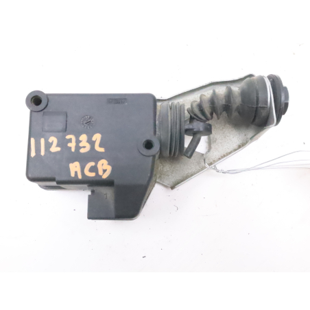 ACTIONNEUR PORTILLON AILE ARD