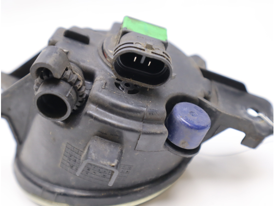 PHARE ANTIBROUILLARD AVD