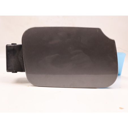 VOLET DE TRAPPE CARBURANT