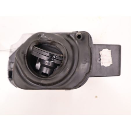 VOLET DE TRAPPE CARBURANT